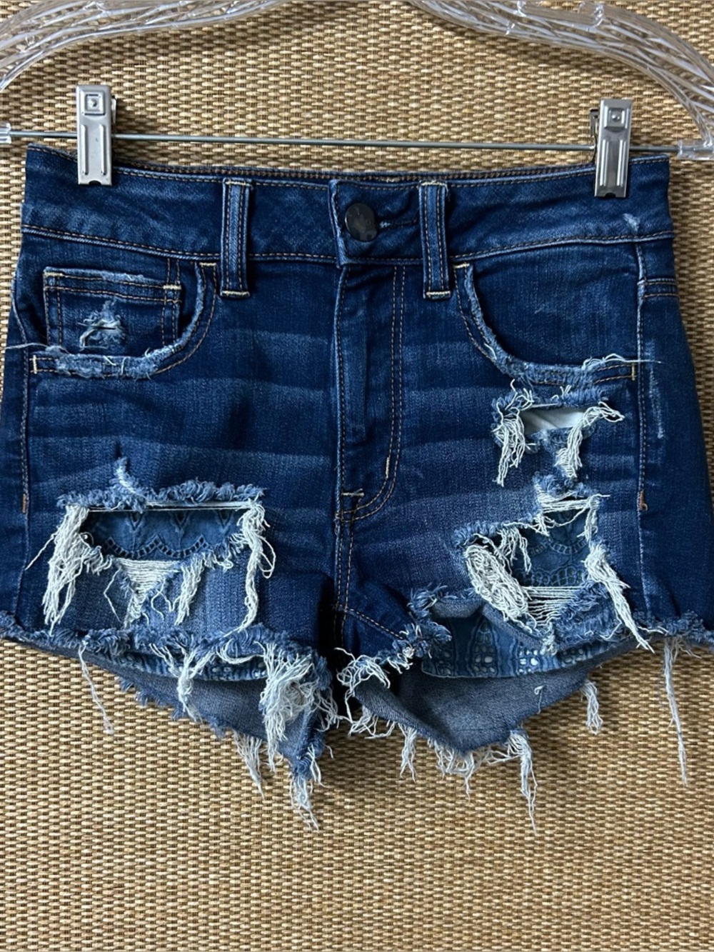 American Eagle Shorts Women’s 2 Blue Jean Cutoff Hi-Rise Shortie Distressed
